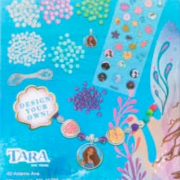 The Little Mermaid Theatrical Release Charm Bracelet Activity Set - Picture 3 of 5